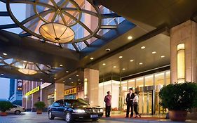 Grand Mercure Beijing Central - Next To Forbidden City, Wangfujing Street, Shopping Area, Two Metro Stations